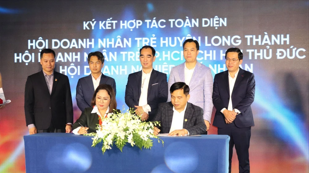 Chi hội Thủ Đức ký kết hợp tác cùng Chi hội Doanh nhân Trẻ huyện Long Thành (tỉnh Đồng Nai)