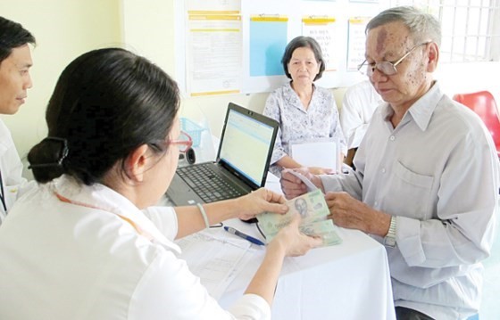 Retirement salary and social allowance will be increased from August 15 (Photo: SGGP)