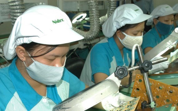 NFSC forecasts Vietnam’s 2017 GDP growth over 6.7 percent