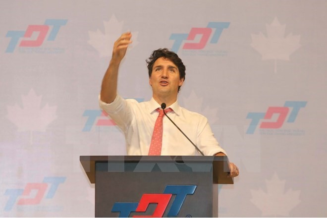 Canadian Prime Minister Justin Trudeau delivers a speech at Ton Duc Thang University (Photo: VNA)
