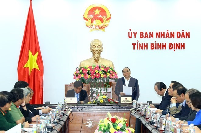Prime Minister Nguyen Xuan Phuc speaks at the working session with officials of Binh Dinh province on January 20 (Photo: VNA)