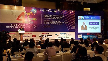 The international conference on 4G/5G technologies in Hanoi. Photo by TRAN BINH