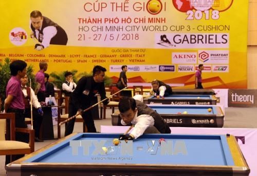 Qualifier round of the Three-Cushion Carom Billiards World Cup on May 24 (Photo: VNA)