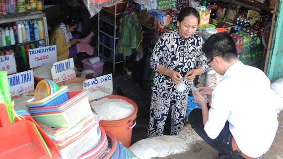 A grocery stores in Binh Chanh District (Photo: SGGP)