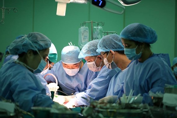 Vietnam performs liver transplant from living donor