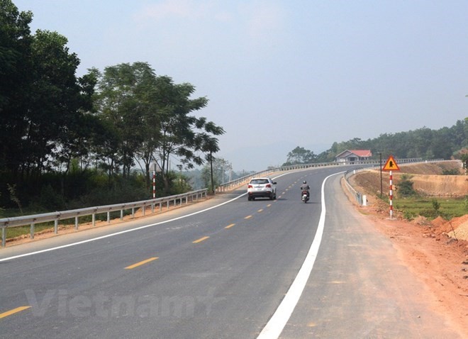 The Hoa Lac-Hoa Binh highway was opened to traffic on October 10 (Photo: VNA)