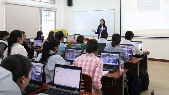 Vietnam tightens control on online learning quality