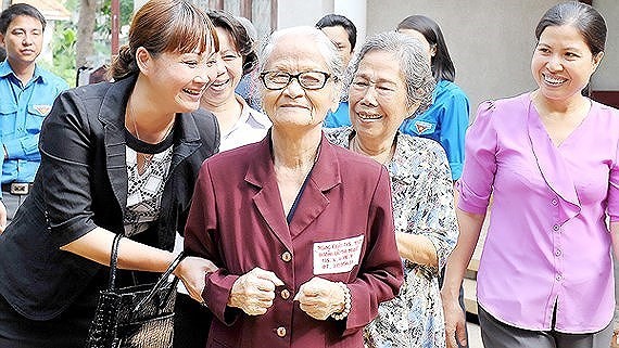 Supply of healthcare service for Vietnamese senior people not meet demand