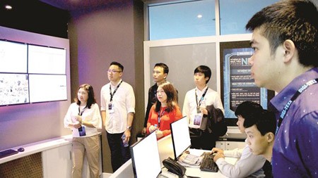 Foreign experts are studying operating models in Quang Trung Software City
