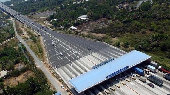 The toll booth in Dong Nai Province  will be under investigation (Photo: SGGGP)