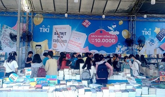 Can Tho Book festival 2019 revenue reaches $516,875