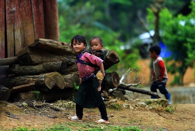 Ethnic minority children in the northwestern province of Dien Bien (Photo: VNA)