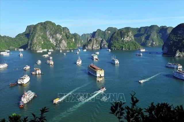 Vietnam is ranked among the top 7 cheapest coastal countries for retirees to put their legs up, with its more than 3,000km of coastline. (Photo: VNA)