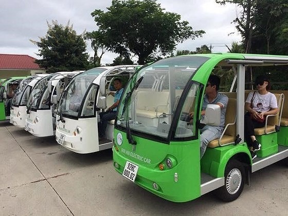 Bus fleets in Hoi An (Photo: SGGP)