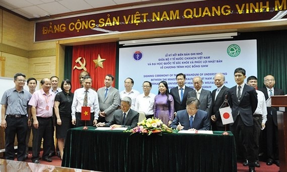 Vietnamese medical students to have chance to study, work in Japan