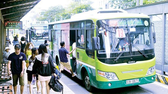 Public passenger transport meets only 9.2 percent mobility needs in HCMC