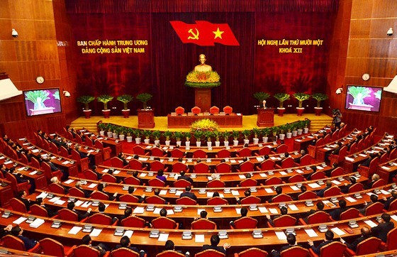 Sixth working day of Party Central Committee’s 11th plenum
