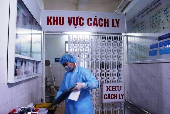 At a quarantined ward (Photo: SGGP)