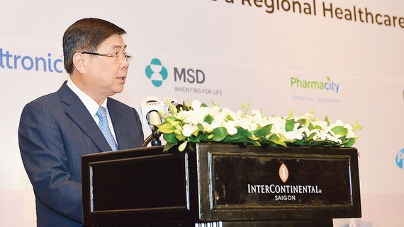 Chairman of the People’s Committee in Ho Chi Minh City Nguyen Thanh Phong speaks at the event (Photo: SGGP)