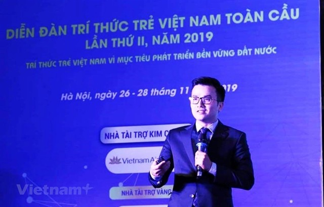 Associate Professor Tran XuanBach at the Global Young Vietnamese Intellectuals Forum in 2019.— VNA/VNS Photo