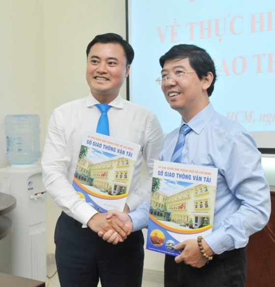 SGGP Newspaper & HCMC Transportation Department sign cooperation agreement