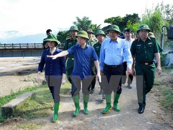 Deputy Prime Minister Truong Hoa Binh inspects flood, landslide-hit areas in Yen Bai (Source: VNA)