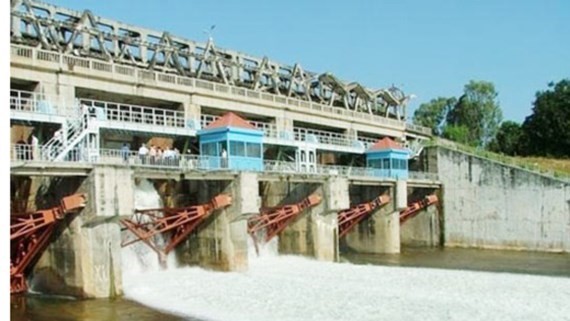  Dau Tieng irrigation reservoir begins water release at 7am on November 10.