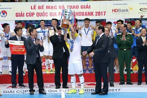 Thai Son Nam protects championship in National Futsal Cup 2017 