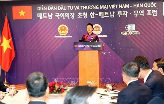 Chairwoman of National Assembly of Vietnam Nguyen Thi Kim Ngan speaks at the Vietnam –RoK investment and trade forum (Photo:VNA)