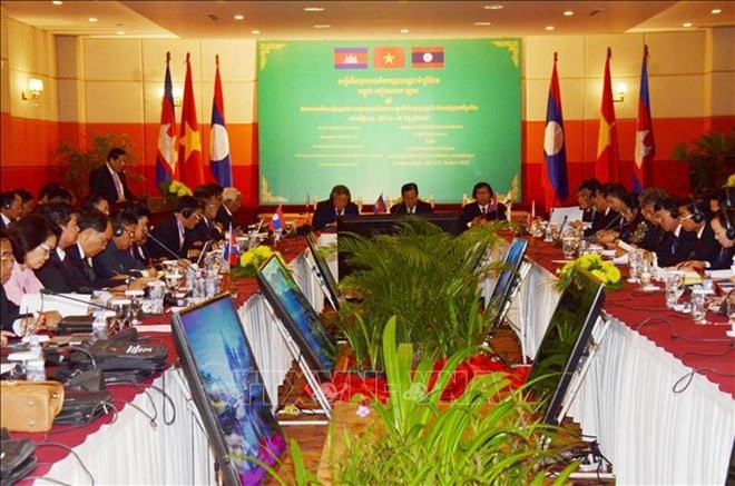 At the fifth conference of border provinces’ courts of Vietnam, Laos and Cambodia (Photo: VNA)