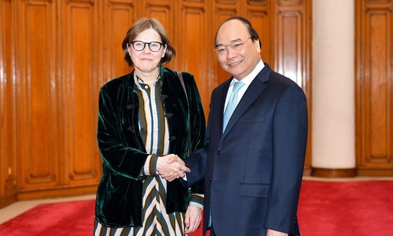Vietnamese Prime Minister Nguyen Xuan Phuc receive Vice President of the European Parliament Heidi Hautala