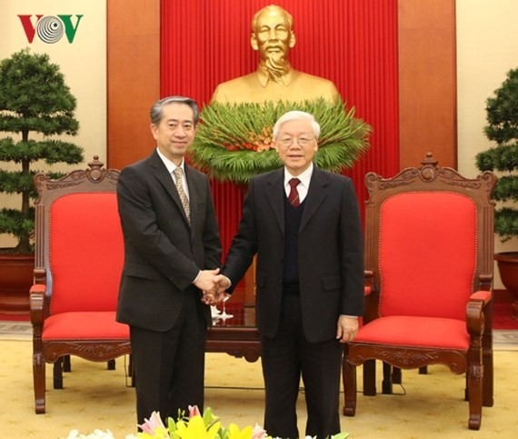Communist Party Secretary General ,  President of Vietnam Nguyen Phu Trong (R) and  China Ambassador to Vietnam Xiong Bo (Photo: VOV)