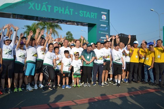Over 4,000 people marathon for environment in Mekong Delta