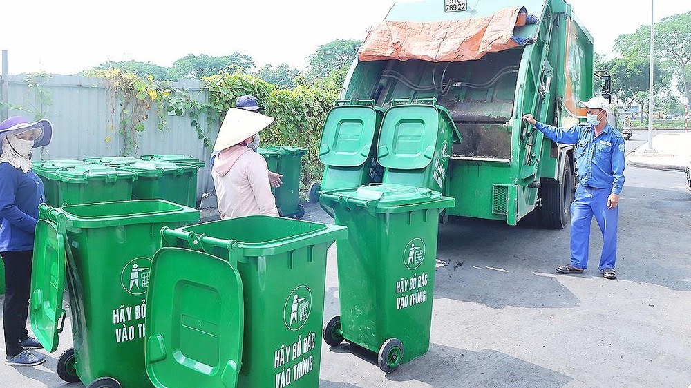 HCMC calls on investment capital in waste treatment projects