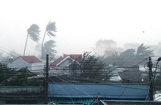 Two dead, three injured in typhoon “MUN” across Northern provinces