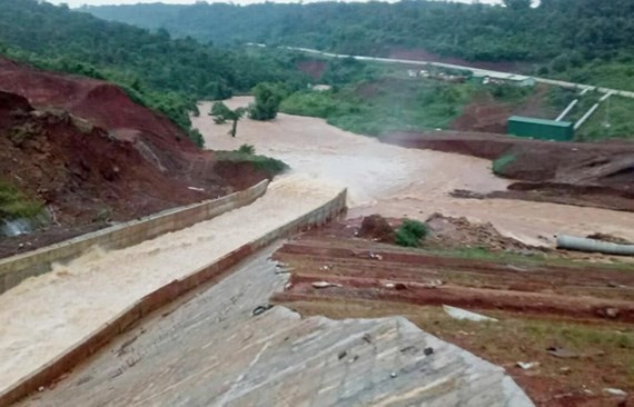 Dak Nong province faces imminent risk of the hydropower dam collapse.