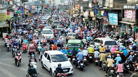 Ho Chi Minh City has 8,993,082 people and 2.5 million households as of April 1, 2019. (Photo:THANH TRI)