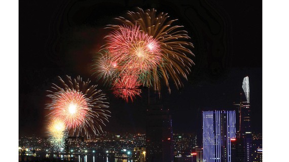 HCMC will hold fireworks shows on the Lunar New Year’s Eve