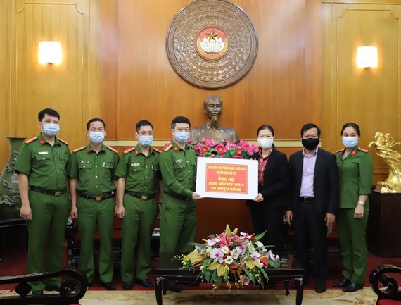Agencies support Covid-19 fight via Vietnam Fatherland Front Central Committee