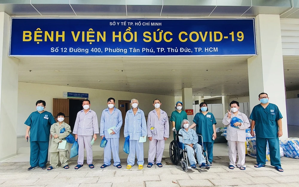 Các bệnh nhân mắc Covid-19 nặng đã khỏe mạnh và được xuất viện ngày 1-8