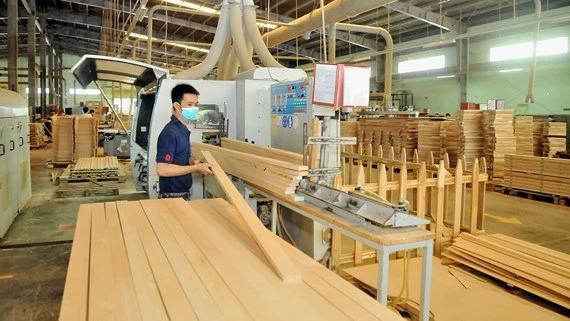 Mặt hàng đồ gỗ, trang trí nội thất của Việt Nam có thế mạnh xuất khẩu vào thị trường Na Uy. Ảnh: CAO THĂNG