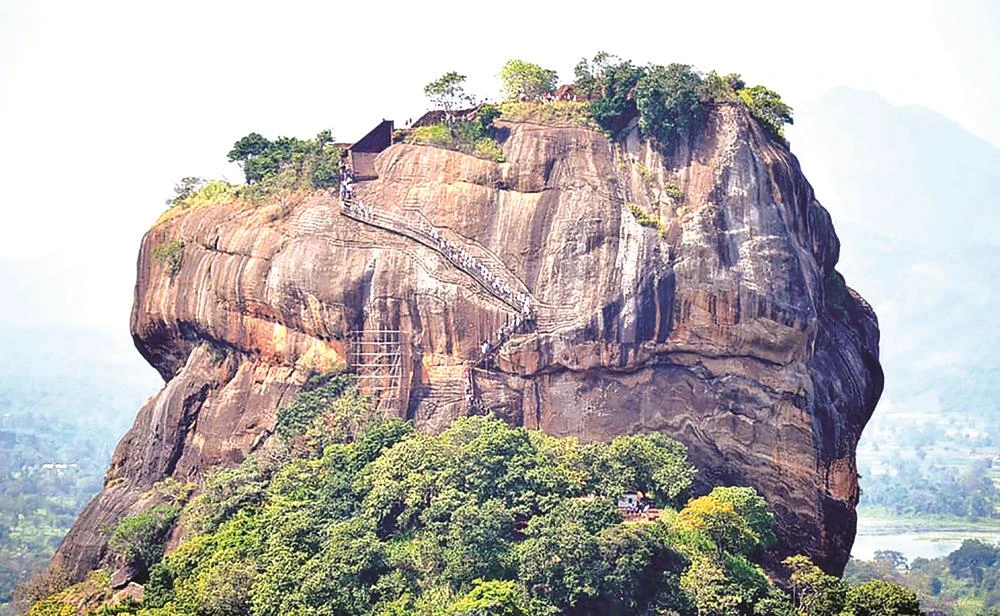 Đá sư tử Sigiriya ở Sri Lanka 