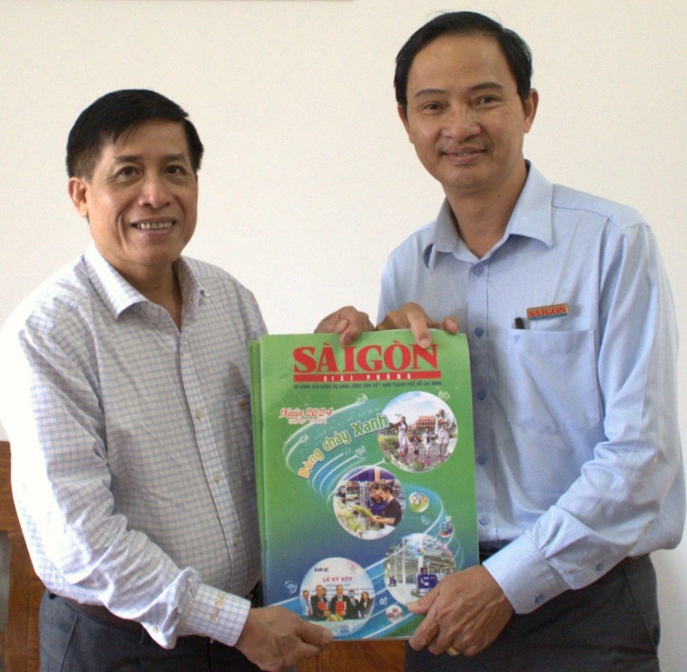 Báo Xuân SGGP phát hành đến Sở TN-MT tỉnh Đồng Nai.