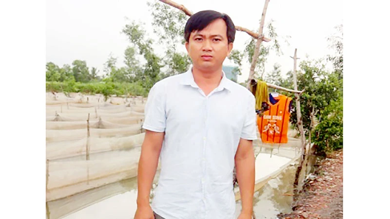 Anh Nguyễn Thanh Bình thành công với nghề nuôi cá cảnh