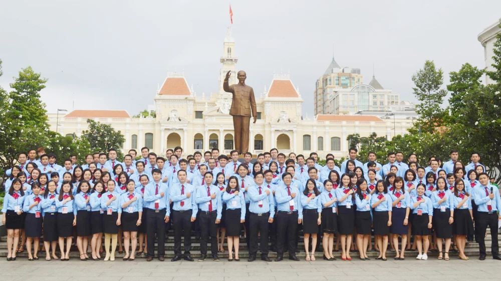 195 đại biểu đại diện cho hơn 6.200 đoàn viên từ 60 cơ sở Đoàn về dự Đại hội Đại biểu Đoàn TNCS Hồ Chí Minh Khối Dân - Chính - Đảng Thành phố lần thứ III, nhiệm kỳ 2017 - 2022.