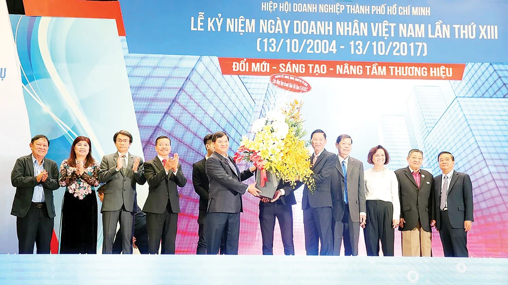 Hiệp hội Doanh nghiệp TPHCM (HUBA): Tổ chức kỷ niệm ngày Doanh nhân Việt Nam 13-10