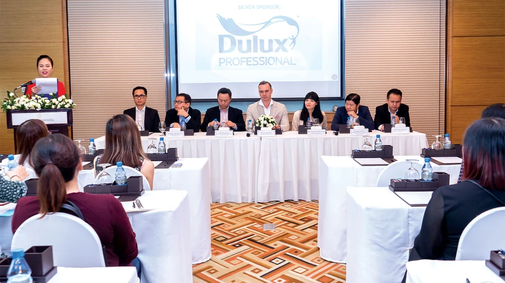 Dulux Professional tài trợ giải thưởng Bất động sản Việt Nam 2018