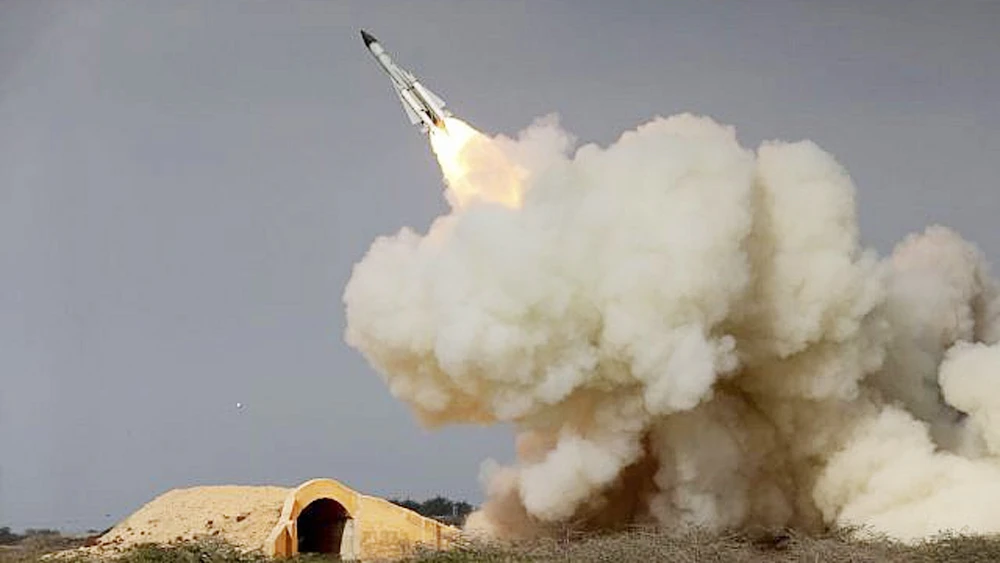 Iran lên kế hoạch tăng cường năng lực tên lửa đạn đạo và hành trình. Ảnh: AP