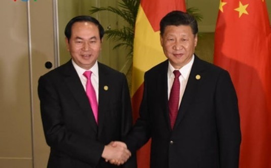 國家主席陳大光與中國主席習近平。（資料圖：VOV）