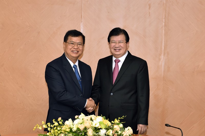 鄭廷勇副總理與老撾國會副主席宋潘‧平坎米。（圖源：VGP/日北）